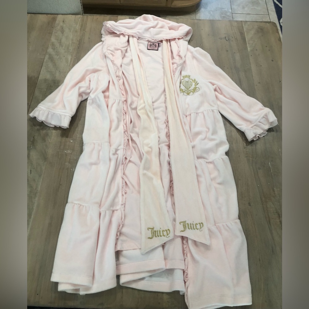 Juicy plush pink bathrobe